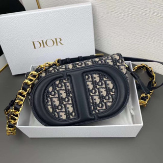 กระเป๋าสะพายข้างผู้หญิง#diorSize 21cm