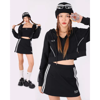 kome.offi กระโปรงสั้น รุ่น Giselle skirt