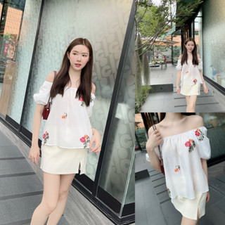 SLYQ SPRING EMBROIDERY COTTON BLOUSE เสื้อเบลาส์แขนสั้นปาดไหล่ปักลายดอกไม้