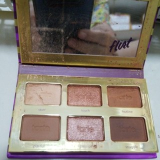 tarte flirt eyeshadow มีคำหนิ ดังภาพ