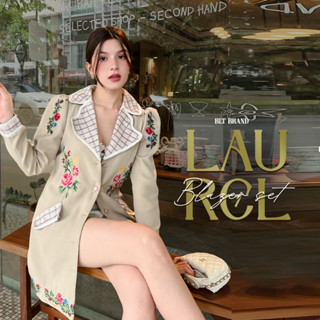 R177 Laurel :  Blazer เดรสทรงสูทตัวยาวสีเบส