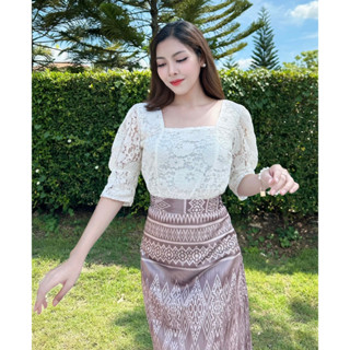 [สินค้าพร้อมส่ง] เสื้อลูกไม้คอเหลี่ยมแขนตุ๊กตา A319