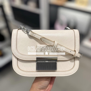 Charles &amp; Keith : Charlot Chain Strap Bag  Item No. CK2-80671534 size.S กระเป๋าสะพายข้าง