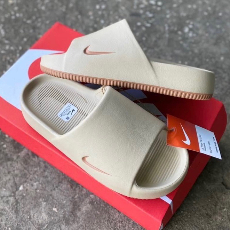 🔥สีเข้าใหม่🔥 รองเท้าแตะ Calm Slide Unisex 2023 ผิวหยาบพื้นโลโก้