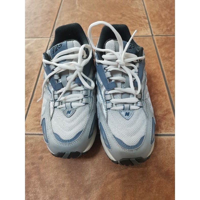 New balance 725 ** มือ2 แท้จากshop**