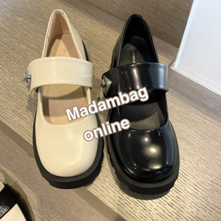 Charles Keith Trice Metallic Accent Mary Janes รองเท้าคัชชู