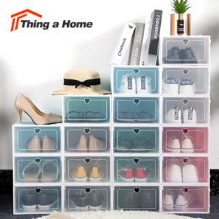 Thing a Home กล่องใส่รองเท้า กล่องรองเท้าแบบใสฝาเปิดปิดได้ สีพาสเทล ฝารูปหัวใจ