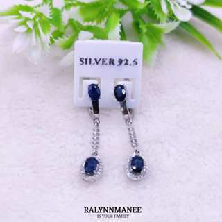 L6454 ต่างหูพลอยไพลินแท้ ( Blue sapphire ) แบบอิงลิชล็อค ตัวเรือนเงินแท้ 925 ชุบทองคำขาว