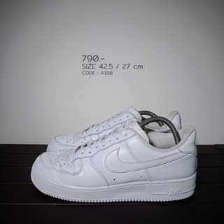 Nike Air Force 1 Triple White 42.5 / 27 cm AF1 สีขาว มือสองของแท้100% (A198)