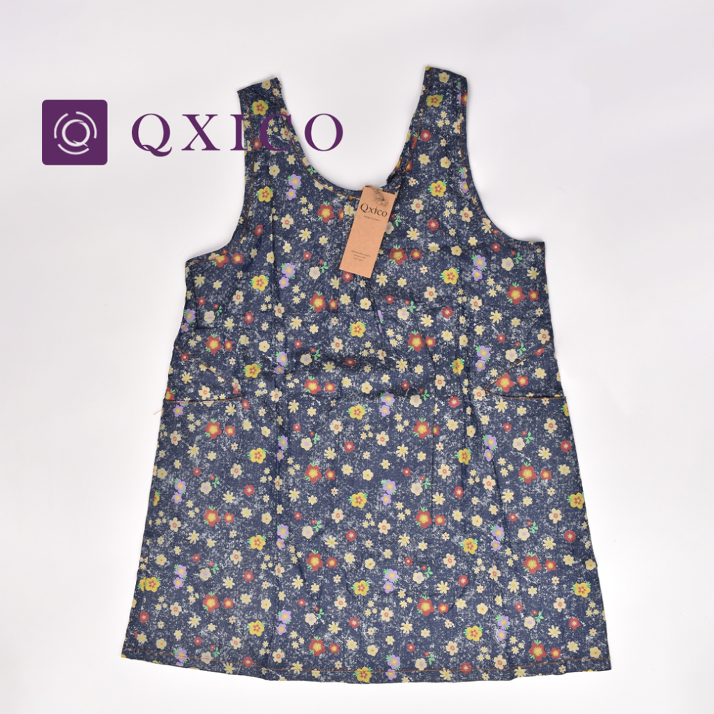 Qxico รุ่น QX1628 [ พร้อมส่ง ] เสื้อคอกระเช้าลายดอกไม้