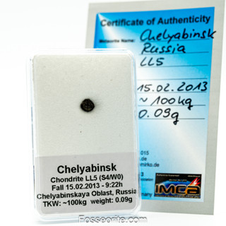 อุกกาบาตชื่อดังแห่งยุค Chelyabinsk Meteorite ชิ้นเล็ก พร้อมใบรับรอง จาก Germany #6 หนัก 0.09 กรัม