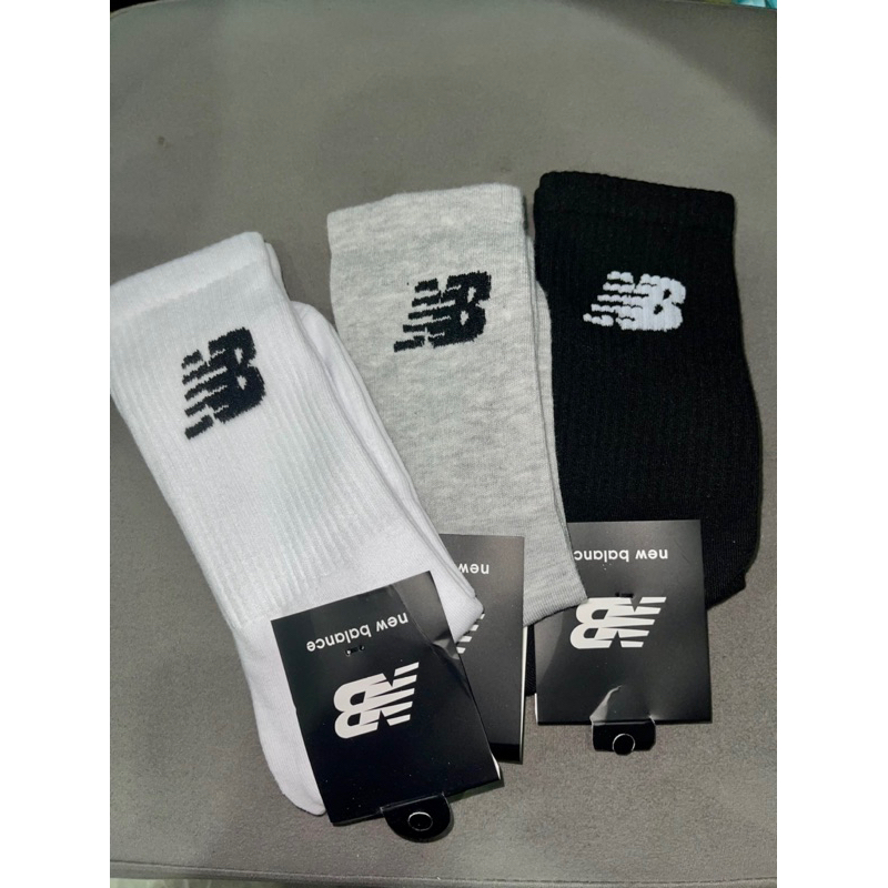ส่งด่วน1-2วันถึง ถุงเท้า NB LOGO ข้อยาว ถุงเท้ากีฬา ถุงเท้าแฟชั่น