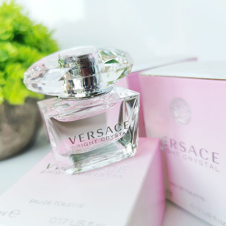 น้ำหอมจิ๋ว ขวดมินิ ของสะสม Versace Bright Crystal EDT 5ml  ของแท้ 100 %