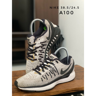 NIKE (38.5/24.5) รองเท้าแบรนด์เนมแท้มือสอง (A100)