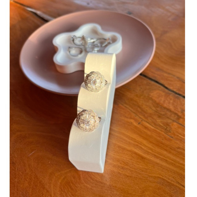 แหวน moscowa ทรงพุ่มดอกไม้ (เพชรสังเคราะห์วาวเล่นไฟ)