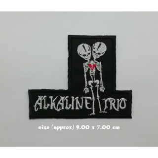 ตัวรีดติดเสื้อ งานปัก ตกแต่งเสื้อผ้า แจ๊คเก็ต Alkaline Trio Embroidered Iron on Patch  DIY