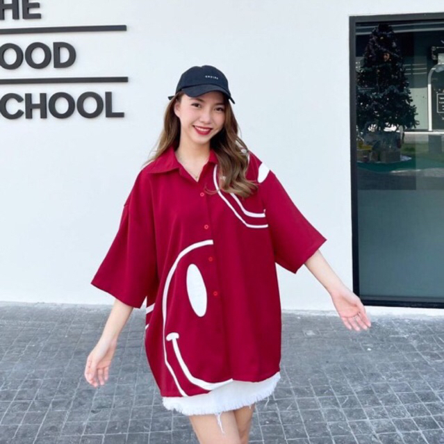 เสื้อคอตต้อนเชิ้ตแขนสั้น สกรีนลาย