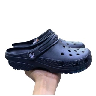 รองเท้า Crocs รองเท้าแบบสวมสําหรับผู้ชาย งานสวยราคาถูก ผลิตจากยาง LiteRide ทำให้รองเท้านิ่มใส่สบายเท้านิ่มไม่เจ็บเท้า .