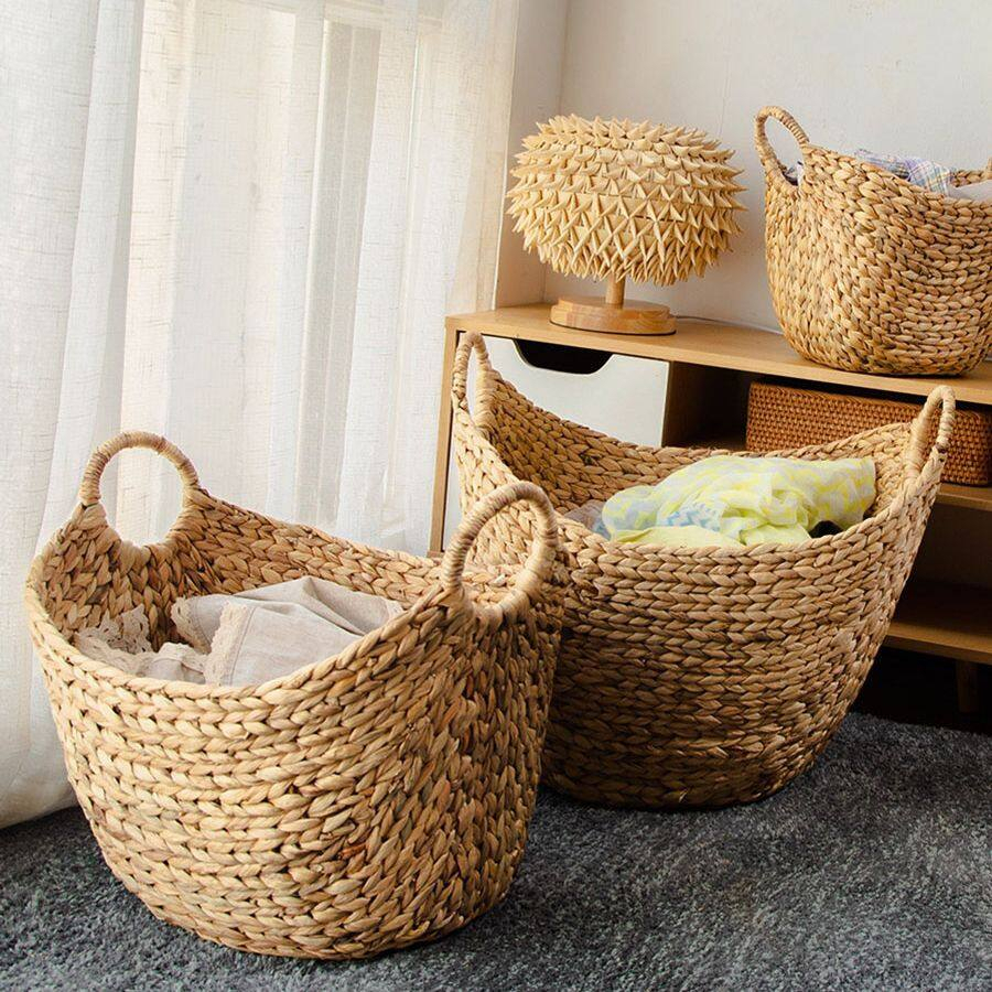 THAILUCKY ตะกร้าผ้าผักตบชวา รูปร่างU มีหูจับ แบบโค้ง สำหรับจัดเก็บเสื้อผ้า สีธรรมชาติ มี4ขนาดให้เลือก Handmade Hyacinth