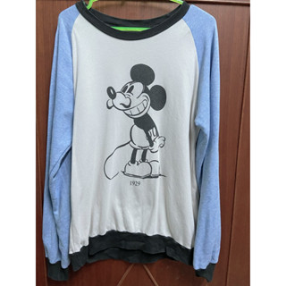 เสื้อแขนยาว ลายมิกกี้เมาส์ มือสอง สภาพดี