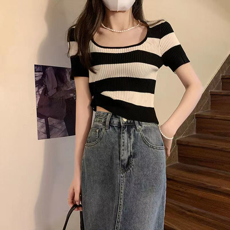 *Miki-Shop พร้อมส่ง*เสื้อแฟชั่น แขนสั่น ลายทางผ้าล่อง993*