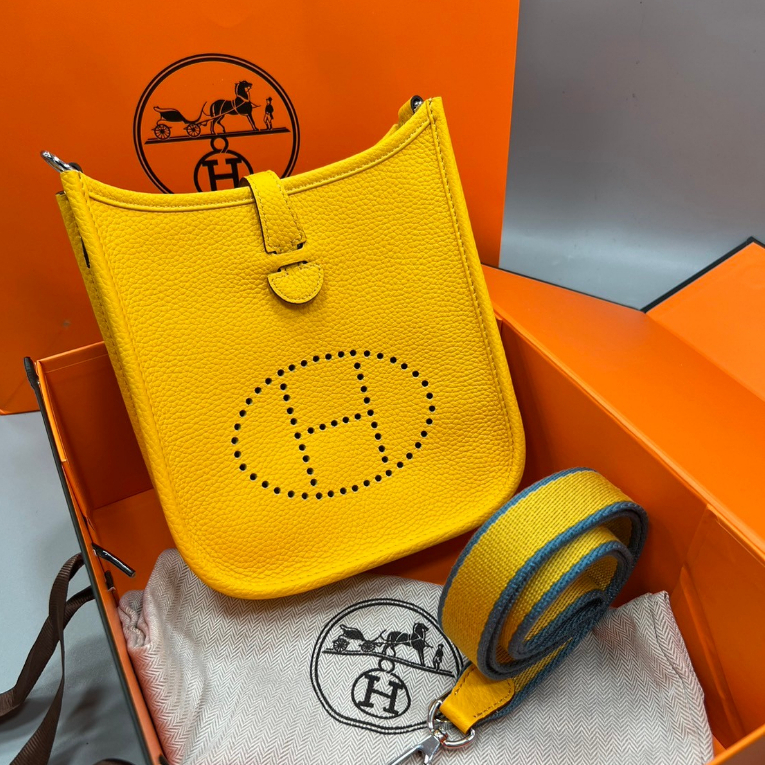 🔥ผ่อนได้🔥Hermes Evelyne Mini Bag Size 17 cm งาน Original อุปกรณ์ : Full Box Set