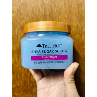 สครับน้ำตาล TREE HUT สูตร Exotic Bloom Shea Sugar Scrub (ขนาด 510 กรัม) Paraben Free / Alcohol Free นำเข้าจาก USA