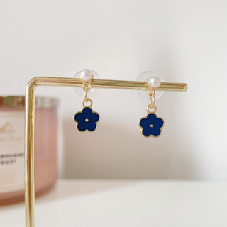 blue flower earrings