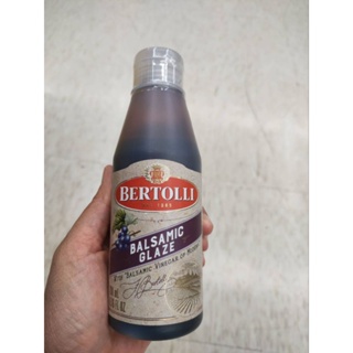 Bertolli  Balsamic Glaze   ซอสบาลสามิกสำหรับราดหน้าเพื่อเพิ่มรสชาติอาหาร เบอร์ทอลลี่ 200  ml ราคาพิเศษ