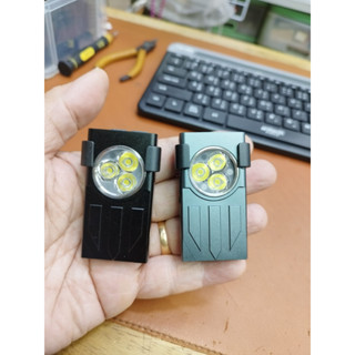 ไฟฉาย พวงกุญแจไฟฉาย led V7 1100LM พลังงานสูง ขนาดเล็ก แบบพกพา ชาร์จไฟได้ พร้อมไฟด้านข้าง