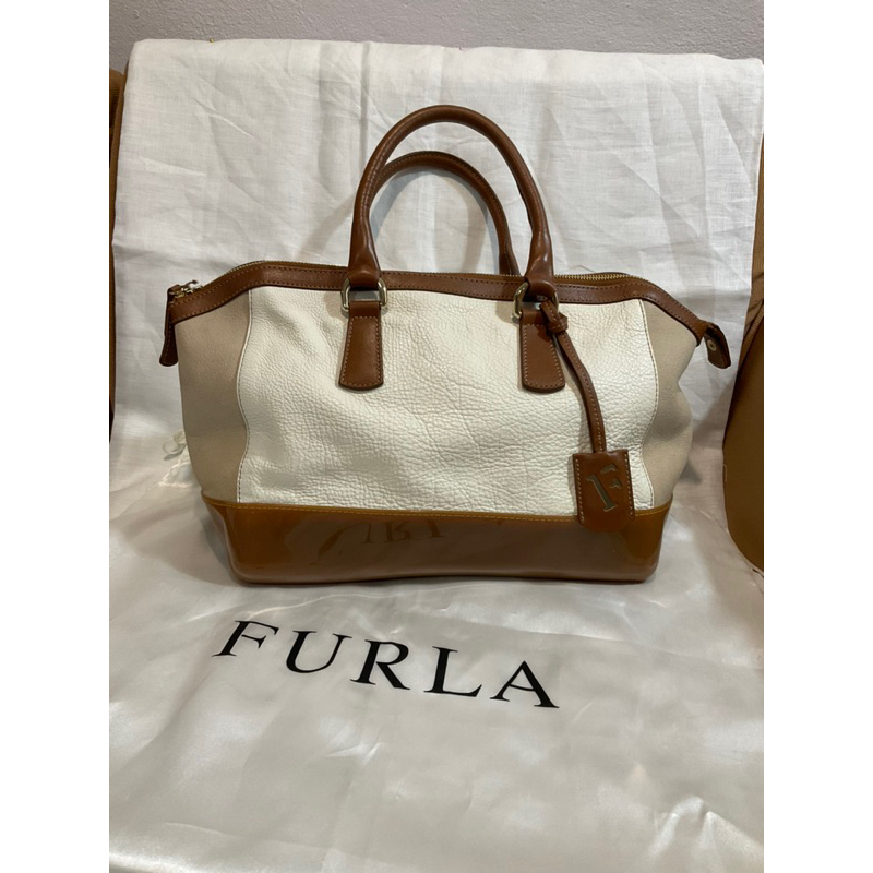 กระเป๋าหนังแท้ Furla อิตาลี