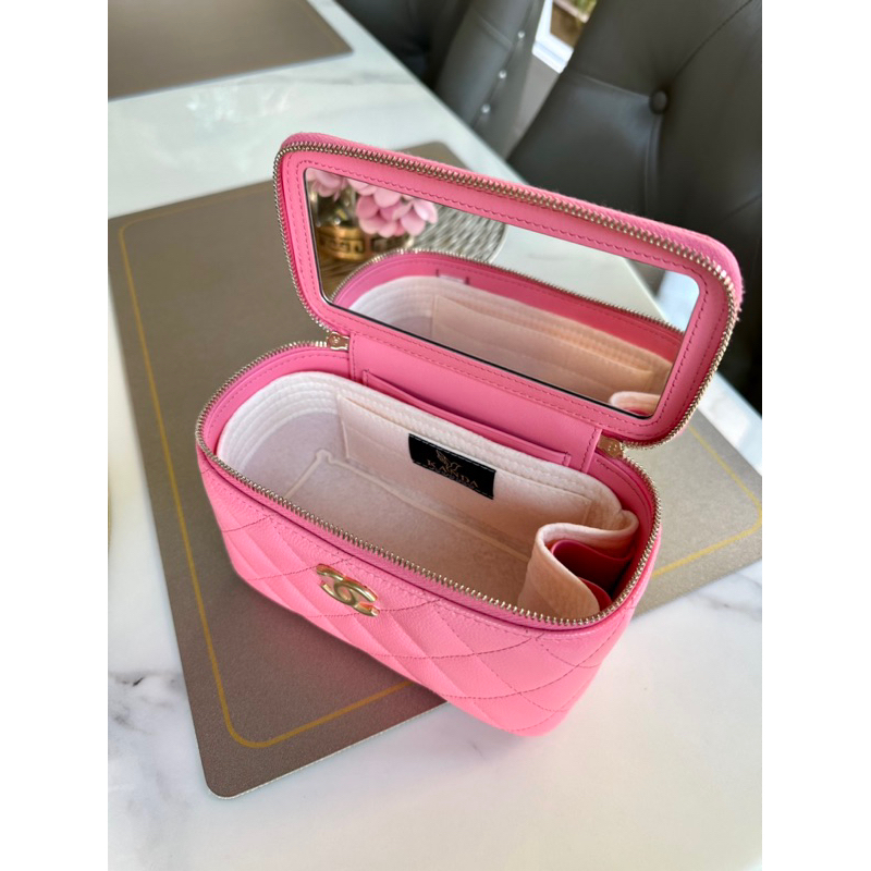 ที่กันเลอะ cc vanity มีเว้าช่องลิปสติก ผ้าสักหลาดเกาหลี แบรนด์ kanda bag in bag ชาแนลวานิตี้ chanel vanity ที่จัดทรง