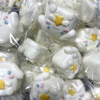 April Sanrio ของเล่นการ์ตูน Cinnamoroll Kuromi สกุชชี่ขายด่วนจำลอง PU