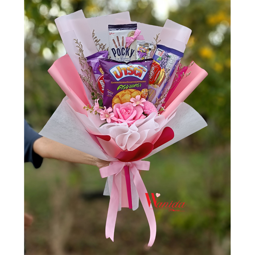 ช่อขนม กระดาษโทนชมพู ช่อขนมรับปริญญา ช่อขนมปัจฉิม - รูปที่ 4