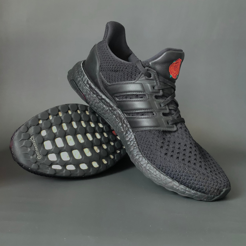 รองเท้า Adidas Ultraboost x Manchester United FC “Rose” Clima Shoes Limited Edition สีดำ EG8088