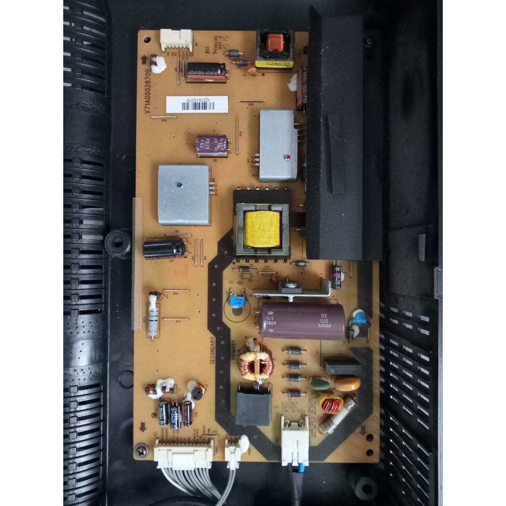 บอร์ดเพาเวอร์ซัพพลาย Toshiba Model : 32P1400VT บอร์ดถอดใช้งานได้ดี