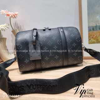 LOUlS CITY KEEPALL Monogram Eclipse Bag กระเป๋าสะพายทรงหมอนสุดคลาสสิค ด้วยดีเทลความเป็นเอกลักษณ์ เรียบหรู