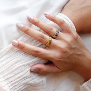 TIARA Love Ring (size 6 & 7)