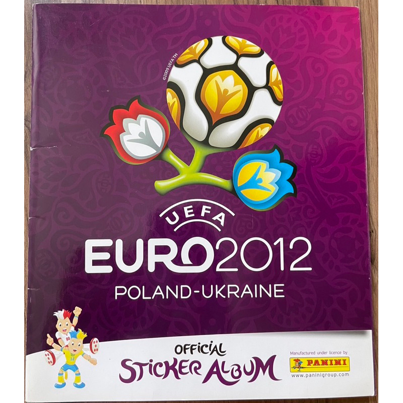PANINI_สมุดสะสมสติกเกอร์ Euro2012 (มือ2) สติ๊กเกอร์ติดแล้ว ครบทั้งเล่ม