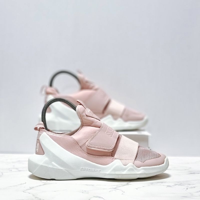 รองเท้ามือสอง แบรนด์แท้ Skechers DLT-A Pink /Size 36-22.5