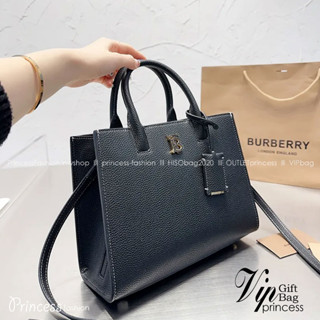 Burberry Small Frances Tote Bag / Burberry Tote Bag สวยหรูดูดีเกินต้าน กับกระเป๋าถือทรงสวย ดีไซน์ผู้ดีเรียบหรู