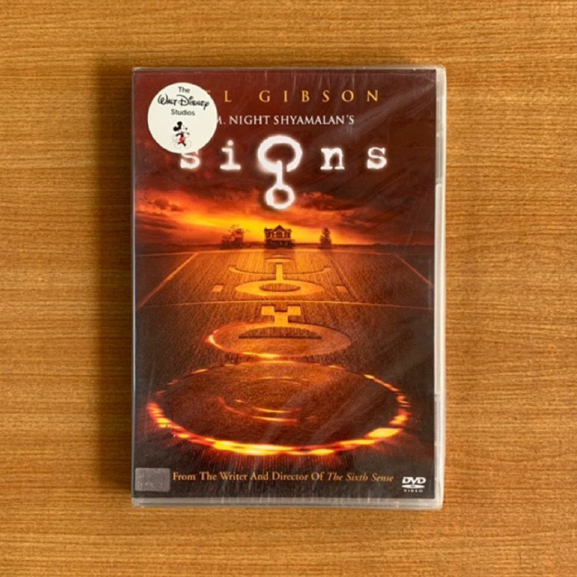 DVD : Signs (2002) สัญญาณสยองโลก [มือ 1] Mel Gibson / M. Night Shyamalan ดีวีดี หนัง แผ่นแท้ ตรงปก