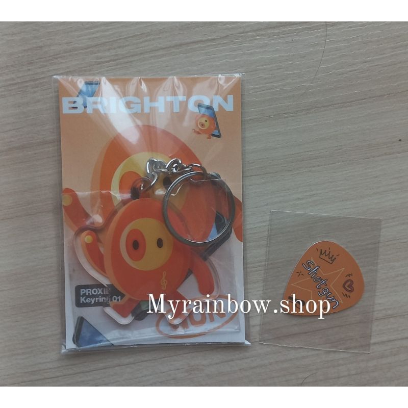 พี่กัน พ้อกสี พวงกุญแจมาสคอตไบรตัน , ปิ๊กมายเทมโป้พี่กัน Gun PROXIE Mascot keychain and my tempo gui