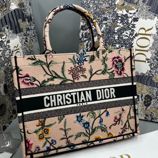 🔥ผ่อนได้🔥Dior Medium Book Tote Size 36 cm งาน Original อุปกรณ์ : Full Box Set