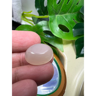 Natural moonstone weight 16 carats size 13x18mm 1 pieces