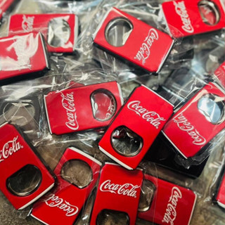 ที่เปิดขวด Coke รูปกระป๋อง ติดตู้เย็น
