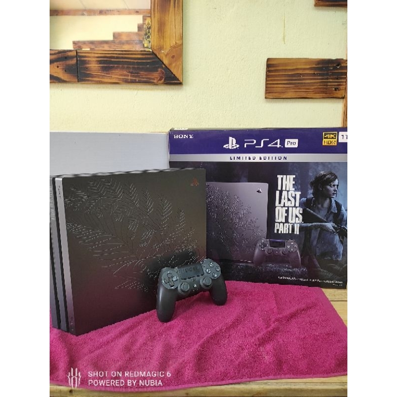 Playstation 4 Pro The Last of Us edition