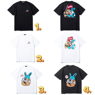 [พร้อมส่ง แท้💯] เสื้อยืด CARNIVAL SS23 BERNIE &amp; FRIEND T-SHIRT / BITE BUNNY OVS มือ1