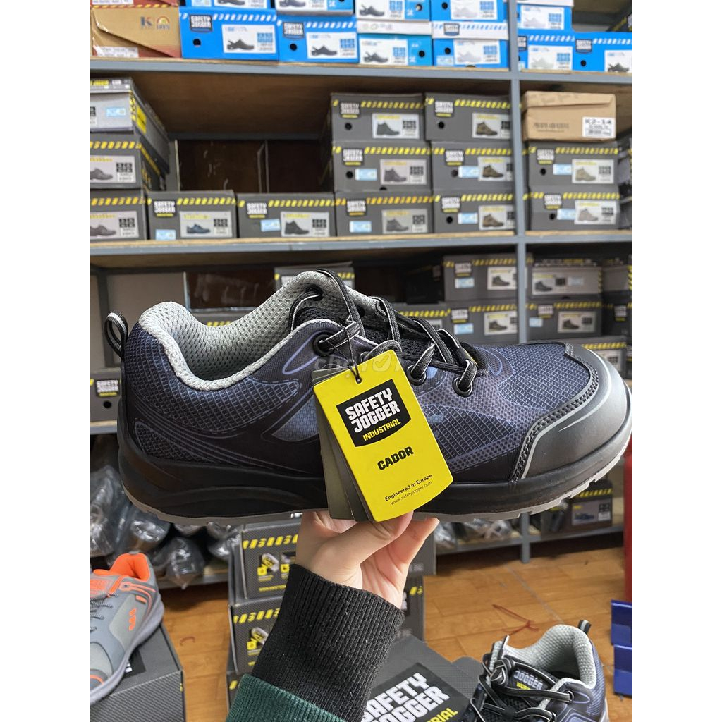 [ลด30% เก็บโค้ด 2509FASHDD] SAFETY JOGGER - CADOR S1P รองเท้าเซฟตี้ หัวเหล็ก แผ่นเหล็กกันทะลุ มาตรฐานสากล รองเท้านิรภัย