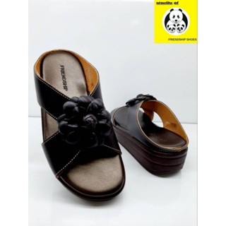 **ซื้อ 1คู่แถม 1คู่**รองเท้าหนังแท้ friendship shoes รุ่น 4663-4009 รองเท้า comfort สวม